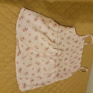 Cute Abercrombie kids 11/12 top